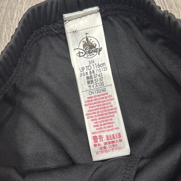 Disney kid’s leggings size 5/6 - Picture 2 of 3